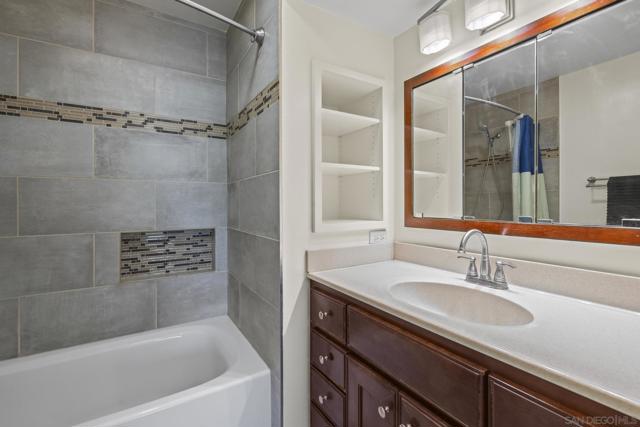 10748 Escobar Dr, San Diego CA: https://media.crmls.org/mediaz/59b9efec-f37b-4e70-bc27-ed93133b507e.jpg