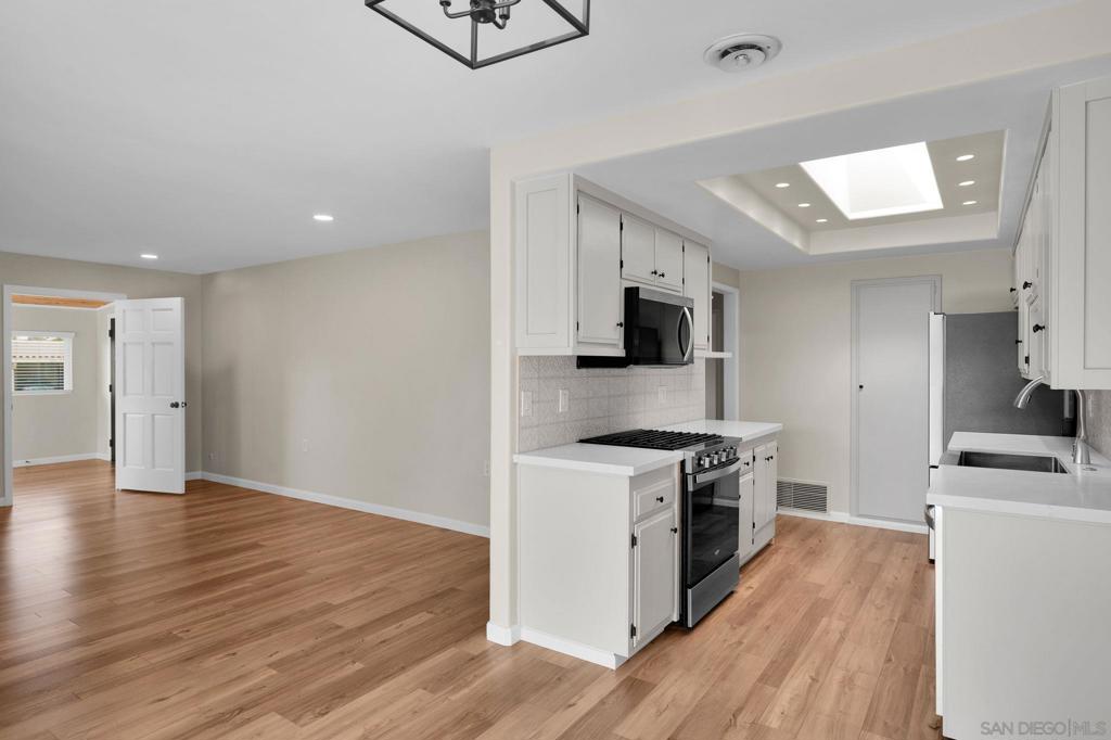 12435 Rios Rd - photo 8