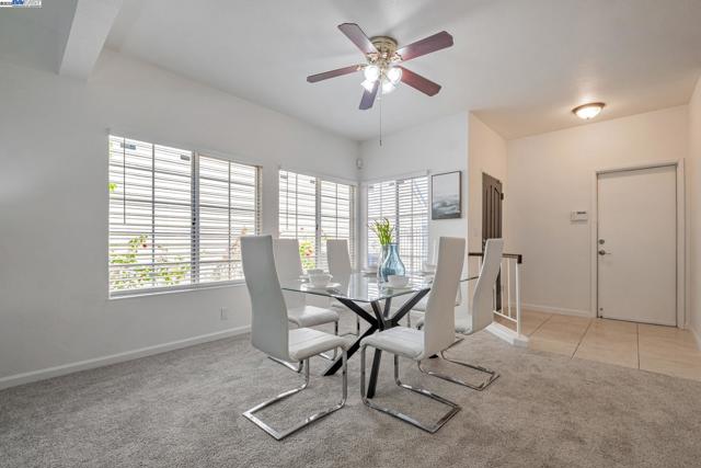34319 Platinum Ter, Fremont CA: https://media.crmls.org/mediaz/59bd5fb4-a404-44c1-b0de-4a8b16d1f425.jpg