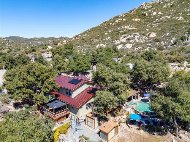 10499 Highway 79, Descanso CA: https://media.crmls.org/mediaz/59bf054c-0fcc-437b-9aa7-68c8371d07de.jpg