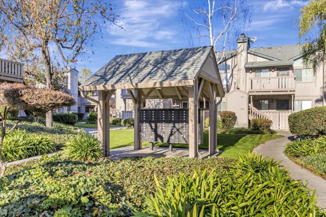 482 Coyote Creek Circle, San Jose CA: https://media.crmls.org/mediaz/59bf6243-adc9-495e-87f7-fa67ed29d458.jpg