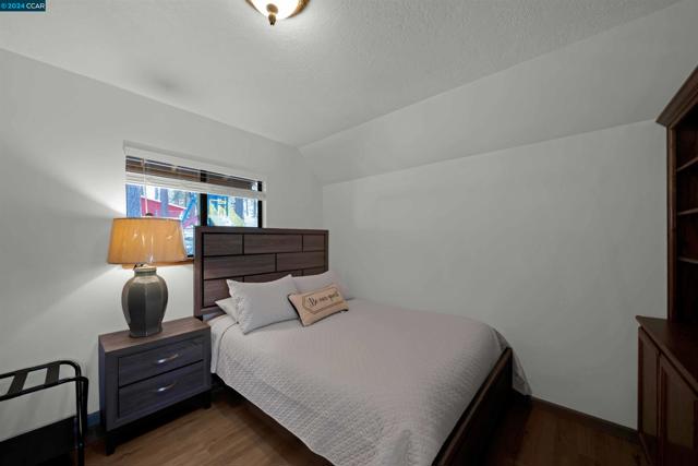 Image 27 of 60 For 1324 Alves Dr