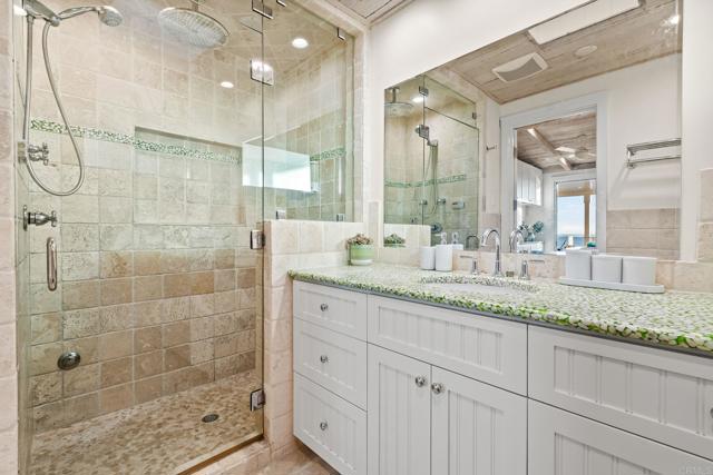 Detail Gallery Image 25 of 60 For 1615 Ocean Front St, San Diego,  CA 92107 - 2 Beds | 2 Baths