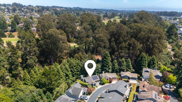 271 Dry Creek Road, Aptos CA: https://media.crmls.org/mediaz/59c2afc4-91c7-4e13-ae5e-6e861ae486e0.jpg