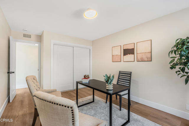 308 Calle Converse, Camarillo CA: https://media.crmls.org/mediaz/59c4355d-adab-41ec-adb7-a341fae5bce8.jpg
