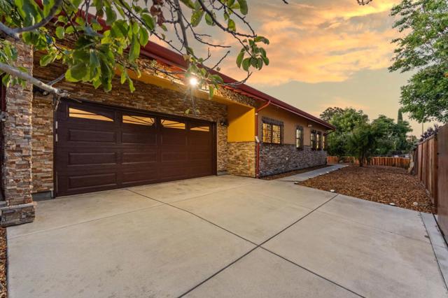 2536 Amethyst Drive, Santa Clara CA: https://media.crmls.org/mediaz/59c69d18-5b0c-4a3d-8eff-36a78391dd89.jpg