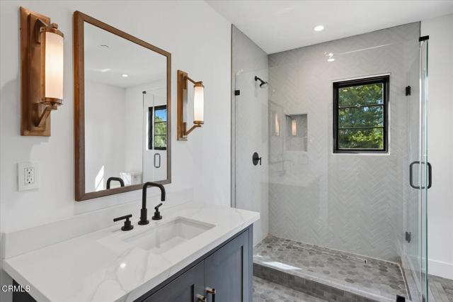 Detail Gallery Image 40 of 76 For 1329 Campbell St, Glendale,  CA 91207 - 4 Beds | 6 Baths