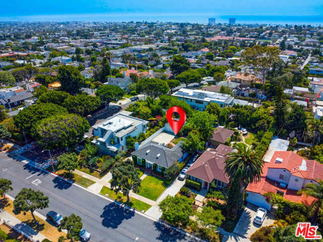 2420 Euclid Street photo 4