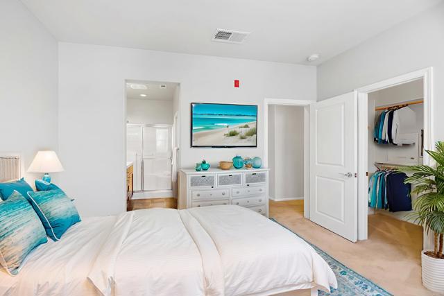 2454 Antlers Way, San Marcos CA: https://media.crmls.org/mediaz/59c864de-2c93-4864-86b6-4e4ace402805.jpg
