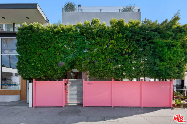 1430 Abbot Kinney Boulevard, Venice CA: https://media.crmls.org/mediaz/59c90195-e7cd-40b8-b358-a8fa31e43437.jpg
