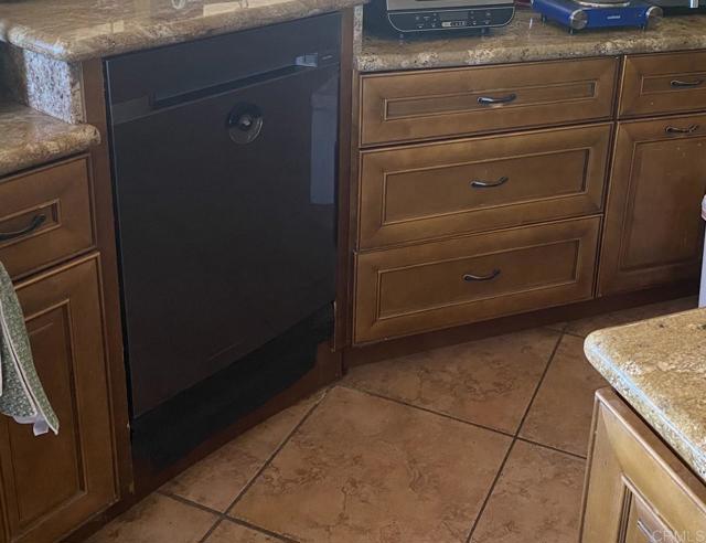 Detail Gallery Image 13 of 44 For 30603 Roadrunner Ridge, Valley Center,  CA 92082 - 3 Beds | 2/1 Baths
