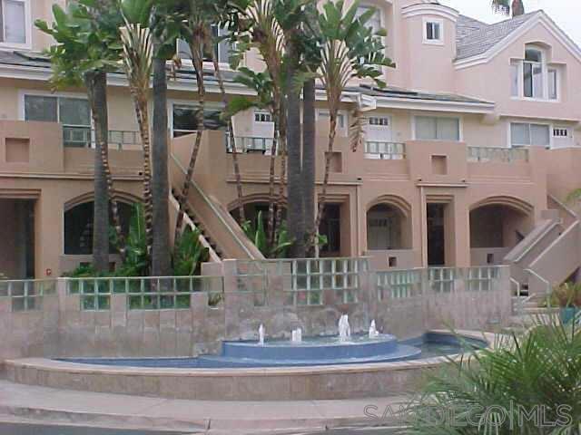 12646 Carmel Country Road, San Diego CA: https://media.crmls.org/mediaz/59ca49bf-1e9f-45e3-9009-2918f0a73283.jpg