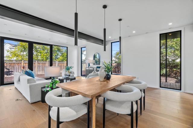1182 Fordham Way, Mountain View CA: https://media.crmls.org/mediaz/59caadd1-9c57-4b23-9762-5e962310ffe2.jpg