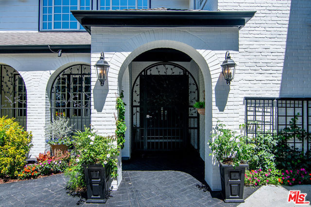 Image 15 of 75 For 4054 Stone Canyon Avenue