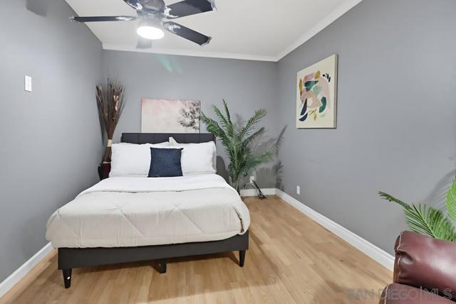 554 Friendly Ct E, El Cajon CA: https://media.crmls.org/mediaz/59cc0776-4d53-4684-95fa-28c9b97c613e.jpg