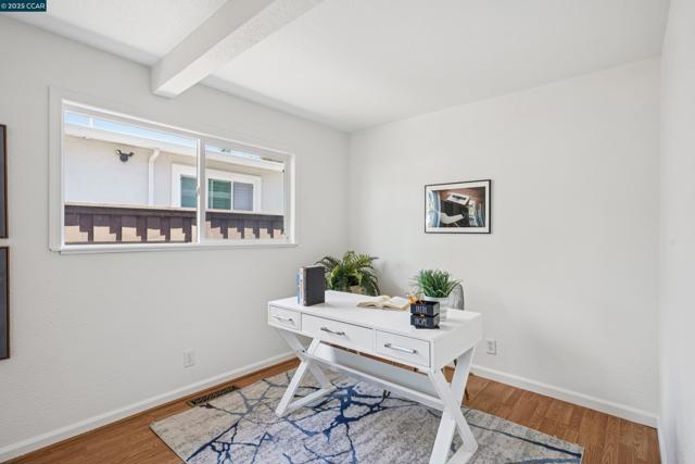 2838 Loma Vista Ave, Concord CA: https://media.crmls.org/mediaz/59cc0b44-3f20-4bca-a73d-f7dcf9e3d5c9.jpg