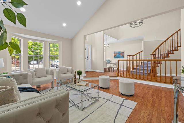 2316 Tulip Rd, San Jose CA: https://media.crmls.org/mediaz/59cc51ac-6a08-4867-ba79-cc26a912326c.jpg