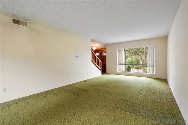 13334 Barbados Way, Del Mar CA: https://media.crmls.org/mediaz/59cccf0e-a03f-46de-9768-6f10a82aa13e.jpg