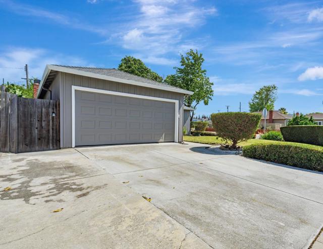 3384 Fowler Avenue, Santa Clara CA: https://media.crmls.org/mediaz/59cd013e-31ff-46e1-afe4-fc6b04a8b141.jpg