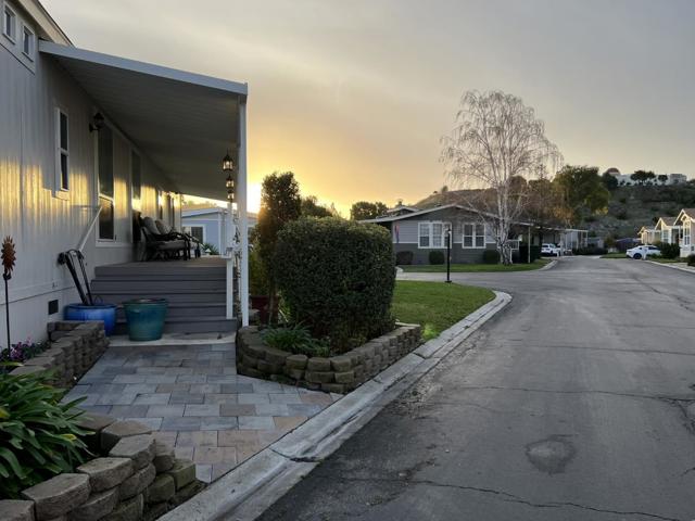 177 Chateau La Salle Drive, San Jose CA: https://media.crmls.org/mediaz/59cda492-b29c-4fef-9a2c-21eb88129b7b.jpg