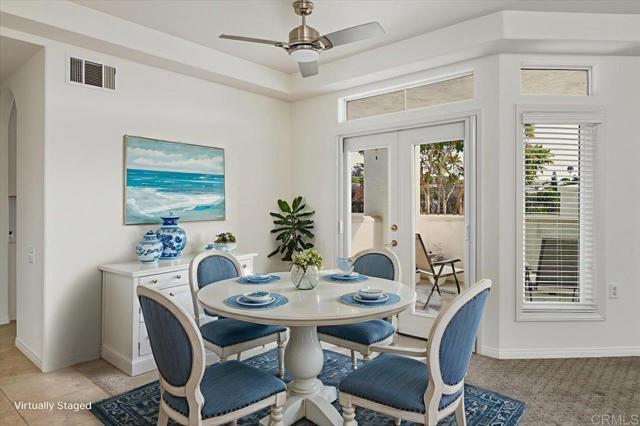 3315 Genoa Way, Oceanside CA: https://media.crmls.org/mediaz/59ce86ce-10e5-43b3-be4a-77c861543c14.jpg