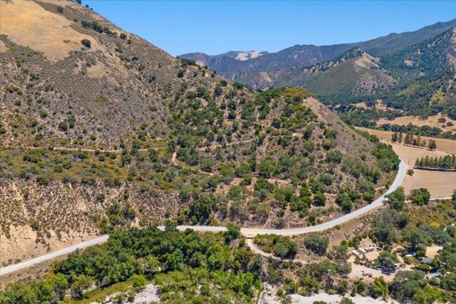 47292 Arroyo Seco Road, Greenfield CA: https://media.crmls.org/mediaz/59ced77b-6786-4a54-8520-2d62f0abbaf5.jpg