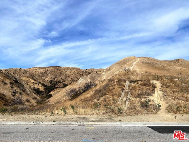 0 Sesnon, Granada Hills CA: https://media.crmls.org/mediaz/59cfeb11-3062-4dfb-a411-0d652138f309.jpg