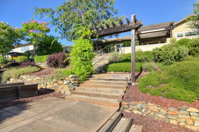 4040 Morning View Way, El Dorado Hills CA: https://media.crmls.org/mediaz/59d05f27-cea8-4309-921c-4c24dd75580f.jpg
