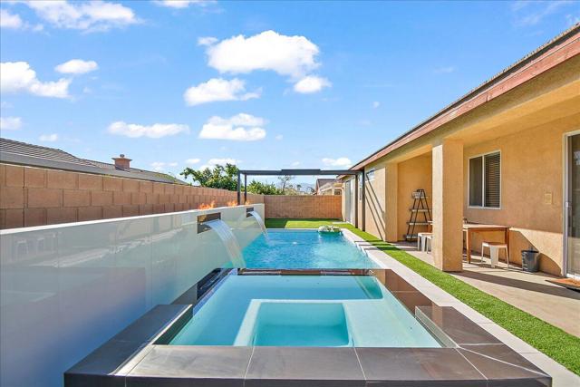 47450 Manteca Court, Indio CA: https://media.crmls.org/mediaz/59d129fd-e051-4baa-9641-b5d72ce04f0d.jpg