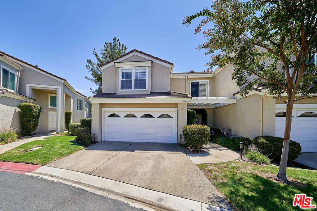 38574 Lochinvar Court