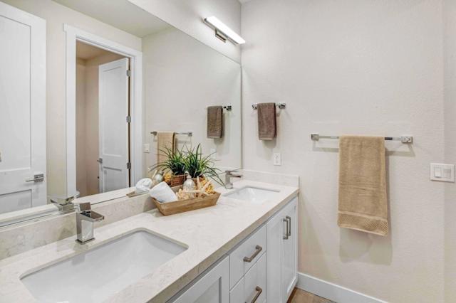 100 Waterstone Court, Napa CA: https://media.crmls.org/mediaz/59d41000-3703-4b13-a7e6-28b03d218e00.jpg