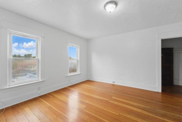 930 Monroe Street, Santa Clara CA: https://media.crmls.org/mediaz/59d43dcf-440f-4e30-96dd-ded8eb5e0876.jpg