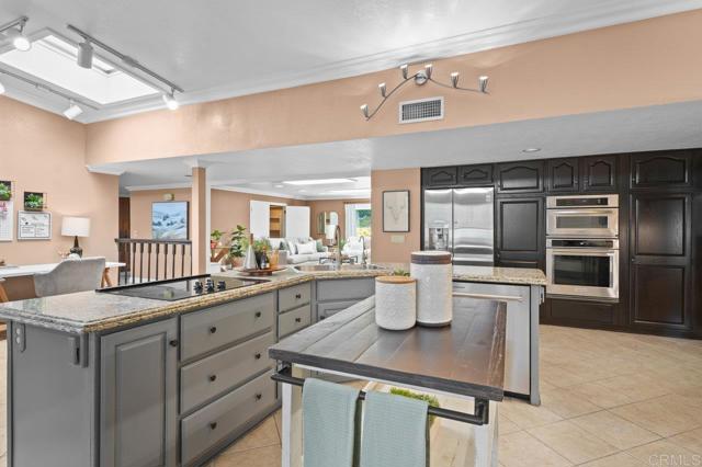 Image 11 of 58 For 7947 Wetherly Street