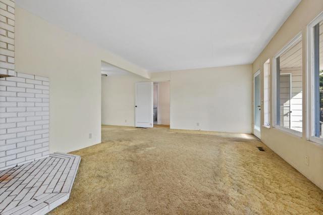 2326 Buena Vista Avenue, Belmont CA: https://media.crmls.org/mediaz/59d5c7c9-ffb2-4879-9d68-eb04c95b1f76.jpg