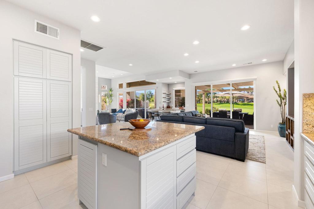 MLS #219139357DA image #14