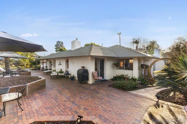 1059 Hymettus Ave, Outside Area (Inside Ca) CA: https://media.crmls.org/mediaz/59d6c02a-da27-4488-8ec2-c3982db22fea.jpg