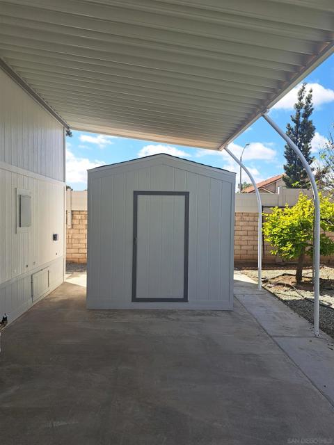 1401 El Norte Parkway, San Marcos CA: https://media.crmls.org/mediaz/59d756a3-fbbc-4a98-b737-330fb8f0e763.jpg