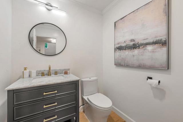 3852 Jefferson Avenue, Redwood City CA: https://media.crmls.org/mediaz/59d98f4b-366d-4e95-a64c-b4b80807860e.jpg