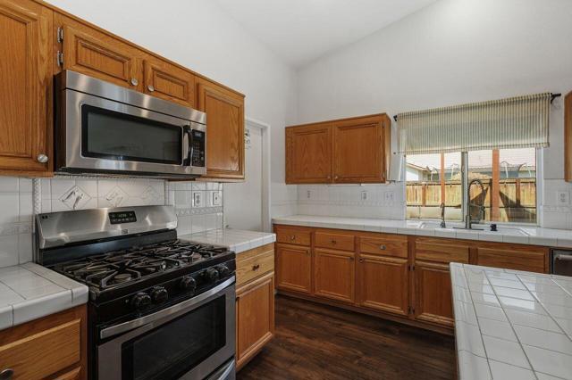 41738 Petersfield Road, Bermuda Dunes, CA 92203