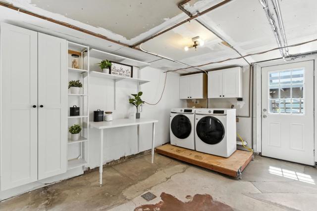 535 Acacia Avenue, San Bruno CA: https://media.crmls.org/mediaz/59da44ca-a77f-43c7-acfa-4237c91d068d.jpg