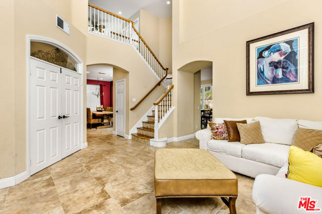 3083 Espana Lane photo 5