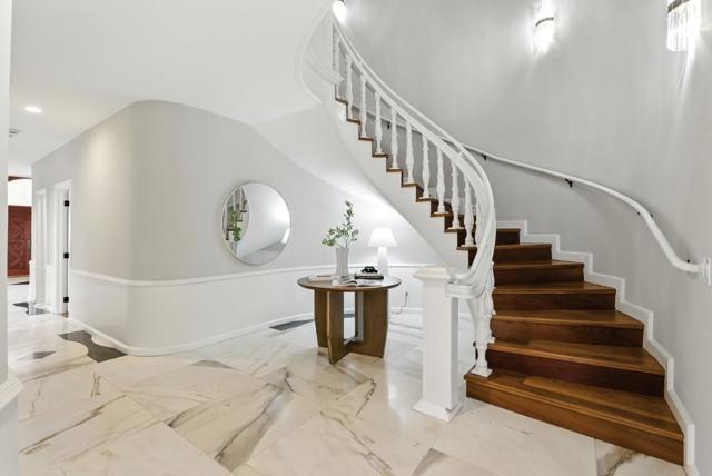 1 Lewis Ranch Road, San Carlos CA: https://media.crmls.org/mediaz/59dab51c-aed8-4136-a397-6bea3c4f58c1.jpg
