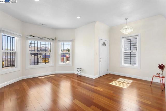 1539 International Blvd, Oakland CA: https://media.crmls.org/mediaz/59db026d-199e-420d-9a9f-96b00825d1c3.jpg