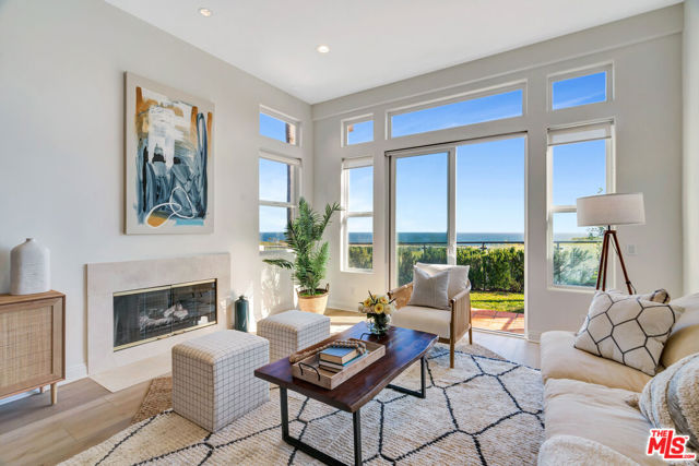 6412 Lunita Road, Malibu CA: https://media.crmls.org/mediaz/59dbf8a2-0ee9-4153-8ed9-43b7343ad747.jpg