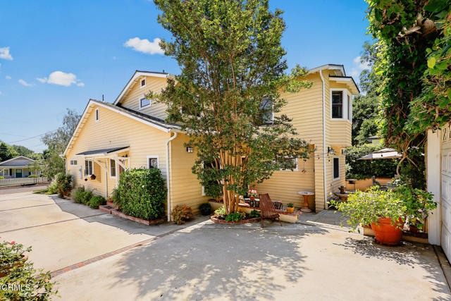 1116 Foothill Street, South Pasadena CA: https://media.crmls.org/mediaz/59dcc446-7f7f-4459-a456-bd5de3e319f1.jpg