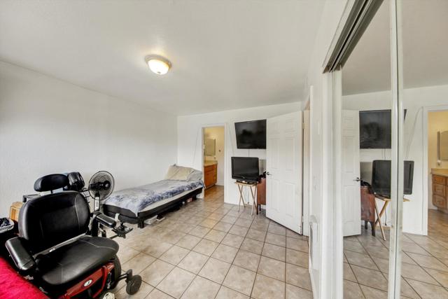 1420 Hilltop Drive, Chula Vista CA: https://media.crmls.org/mediaz/59dd31a1-684e-4299-a9a4-07d90d9e0159.jpg