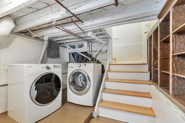 20335 Saratoga Los Gatos Road, Saratoga CA: https://media.crmls.org/mediaz/59dd6695-3119-4cad-9ca2-3f1200d042e9.jpg