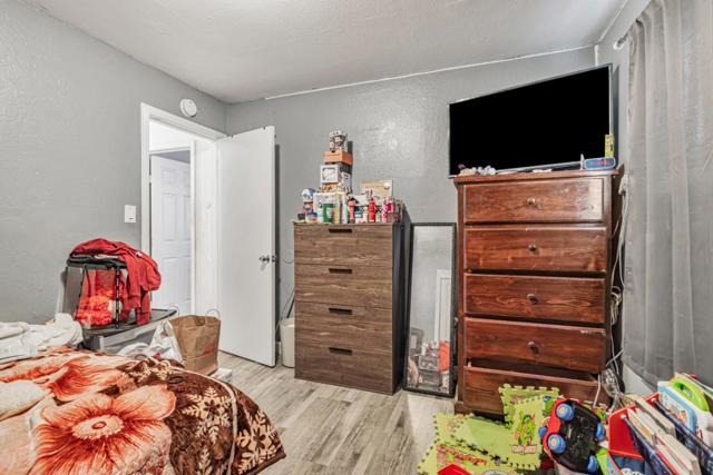 748 Clara Street, Oakland CA: https://media.crmls.org/mediaz/59ddd8a5-550b-4bab-aa84-1de2cd93edaa.jpg