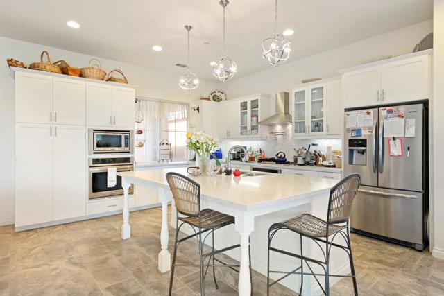 4553 Via Veneto, Palm Desert CA: https://media.crmls.org/mediaz/59deae7d-6795-47b5-9c5e-6bc51609b0fd.jpg