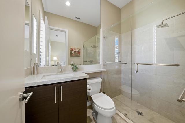 33 Via Las Flores, Rancho Mirage, CA 92270